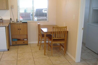 13816 N Garden Court Dr, Sun City, AZ 85351 - photo 6