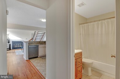 14109 William St unit B, Laurel, MD 20707 - photo 3