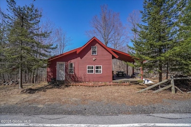 03-50 Dartmouth Rd-3