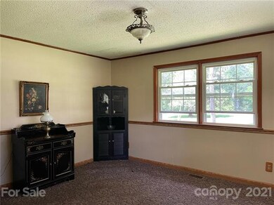 112 E Debbie Ln, Statesville, NC 28625 - photo 4