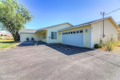 2889 Stone Rd, Yakima, WA 98908 - photo 2