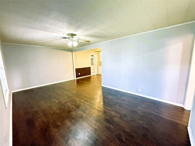 1608 Michael St, El Campo, TX 77437 - photo 3