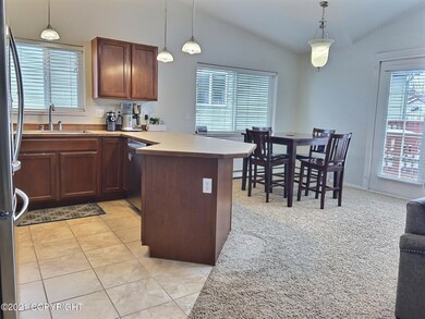 Kitchen/ Dining