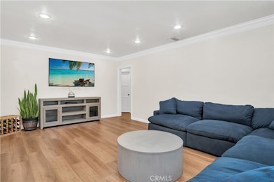 1343 N Whitnall Hwy, Burbank, CA 91505 - photo 5