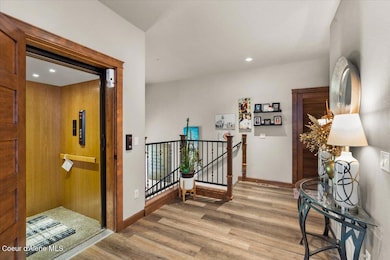 15-Elevator & Upstairs Landing