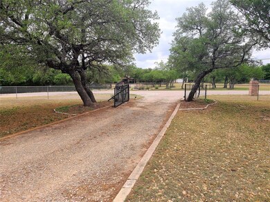 2009 Adams Ln S, Azle, TX 76020 - photo 7