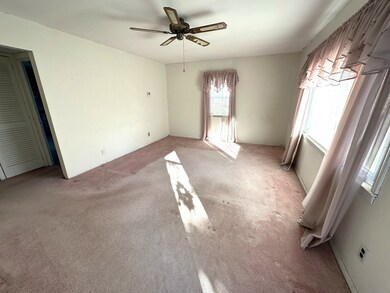 11 Westview Dr, Wallingford, CT 06492 - photo 2