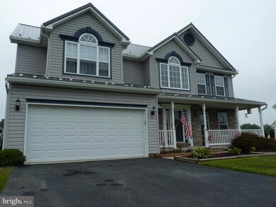 1385 Mallard Dr E, Chambersburg, PA 17202 - photo 2