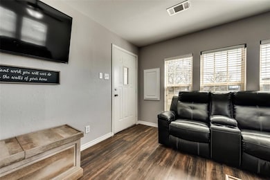 304 E Belknap St, Ennis, TX 75119 - photo 6