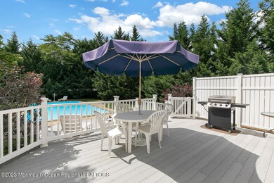 205 Cherry Tree Ln Middletown-large-017-