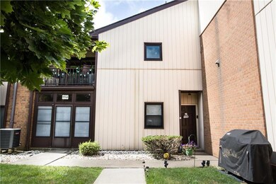 991 Village Round unit B, Allentown, PA 18106 - photo 7