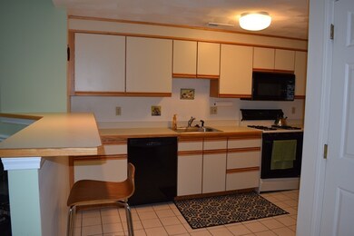 136 Brickett Hill Cir, Haverhill, MA 01830 - photo 7