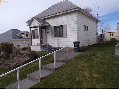 3 NW 7th St, Pendleton, OR 97801 - photo 2