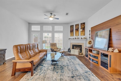 62 Laughing Brook Ct, Spring, TX 77380 - photo 5