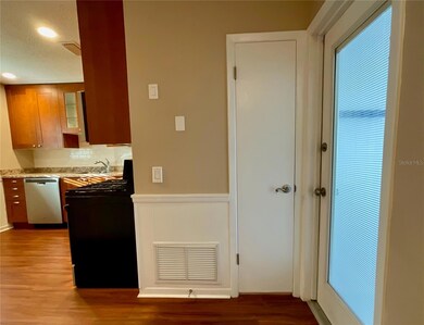 10004 Tulip St N, Pinellas Park, FL 33782 - photo 6