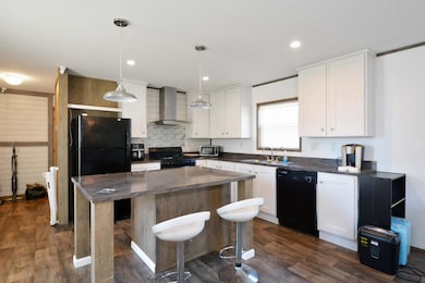 1368 96th Lane NE 008.jpg