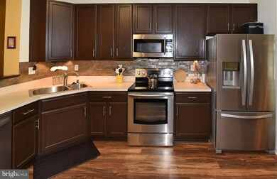 617 Trout Run Ct, Odenton, MD 21113 - photo 4