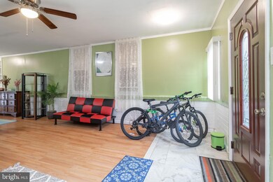 722 W Birchtree Ln, Claymont, DE 19703 - photo 5