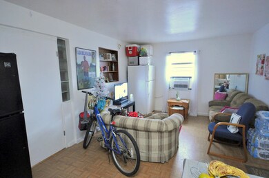 4-Living 1