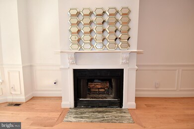 837 4th St NE unit 1, Washington, DC 20002 - photo 3