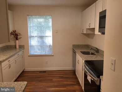 10910 Chesterwood Dr, Spotsylvania, VA 22553 - photo 6