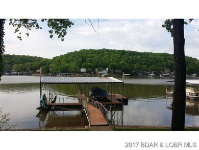 2 Well Dock