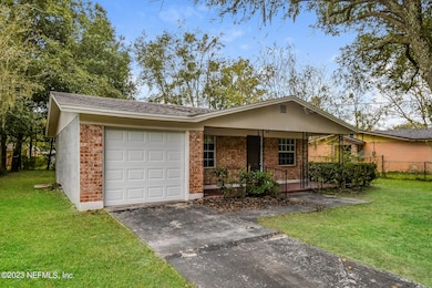 001-photo-front-view-9963945