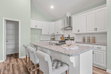 22-9484 S Beaver Creek Way20230322_0022