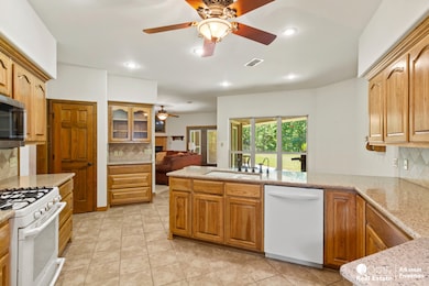 6460 Highway 8 E, Mena, AR 71953 - photo 6