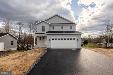 204 Hannah Ln, Bunker Hill, WV 25413 - photo 3