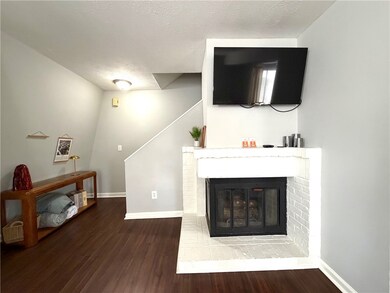 315 E Glenn Ave unit B, Auburn, AL 36830 - photo 4