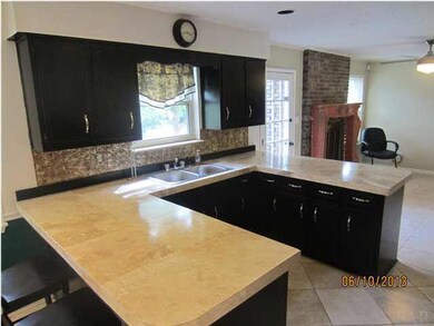 2509 Corral Dr, Cantonment, FL 32533 - photo 5