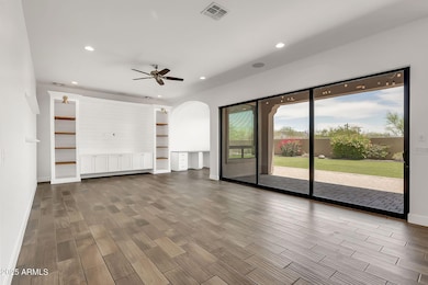 mls_9017 E June Cir-5