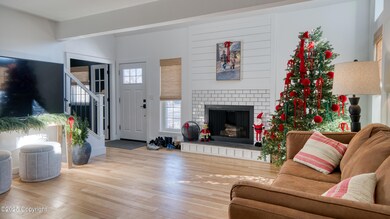 3206 Alberta Dr, Gillette, WY 82718 - photo 4