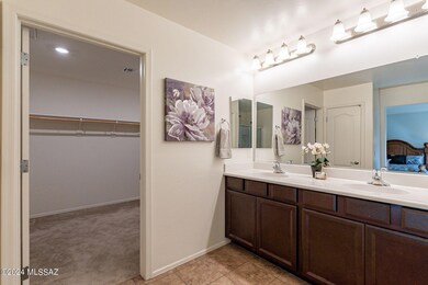 Primary bath & walk-in closet