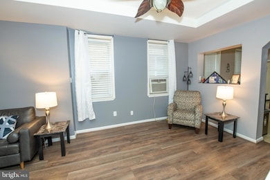 4462 Edgemont St, Philadelphia, PA 19137 - photo 6