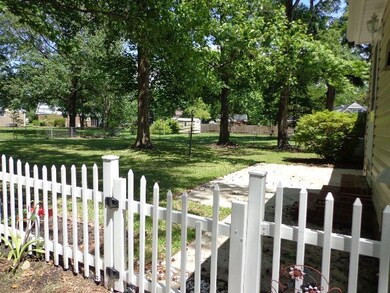 708 Kathryn Ave, Jacksonville, NC 28540 - photo 3