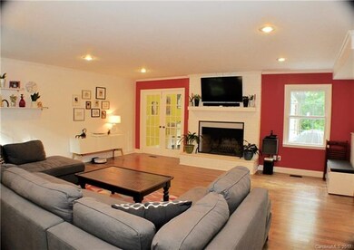 Living Room, Wood burning fire place w/ gas starte