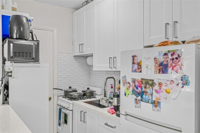 6310 SW 79th St unit 18, South Miami, FL 33143 - photo 5