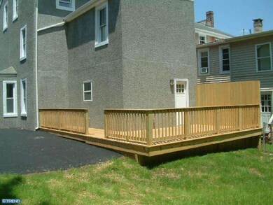 154 Chestnut St, Spring City, PA 19475 - photo 2