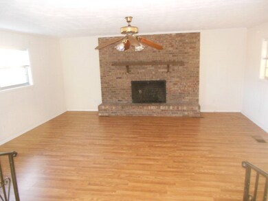 919 S Alice St, Dothan, AL 36301 - photo 5