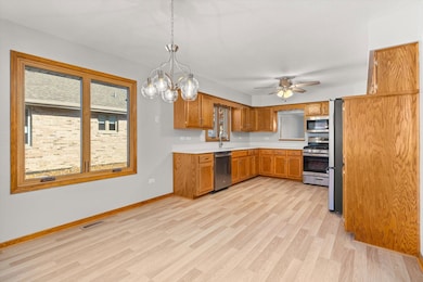 822 Eagle Creek Rd, Elwood, IL 60421 - photo 7