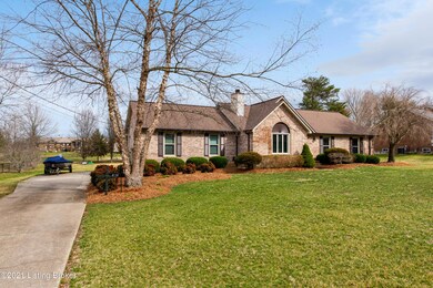 416 Mapleview Dr, Mount Washington, KY 40047 - photo 2