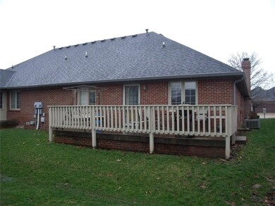 247 Andrews Boulevard East Dr, Plainfield, IN 46168 - photo 2