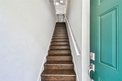 9064 Lake Chase Island Way, Tampa, FL 33626 - photo 4