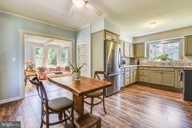 33 Decatur Ave, Annapolis, MD 21403 - photo 7