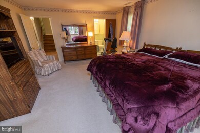 661 Berry Ln, Media, PA 19063 - photo 4