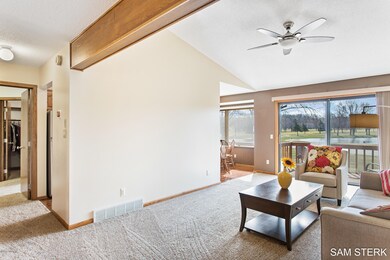1334 Bent Tree Dr, Hudsonville, MI 49426