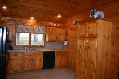 923 Renaldi Rd, Wind Gap, PA 18091 - photo 6