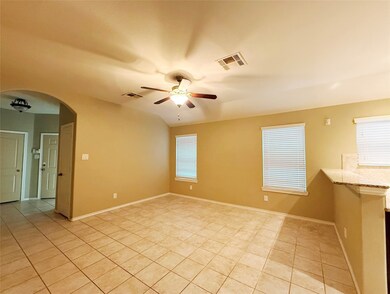 1626 Thornhollow Dr, Houston, TX 77014 - photo 4